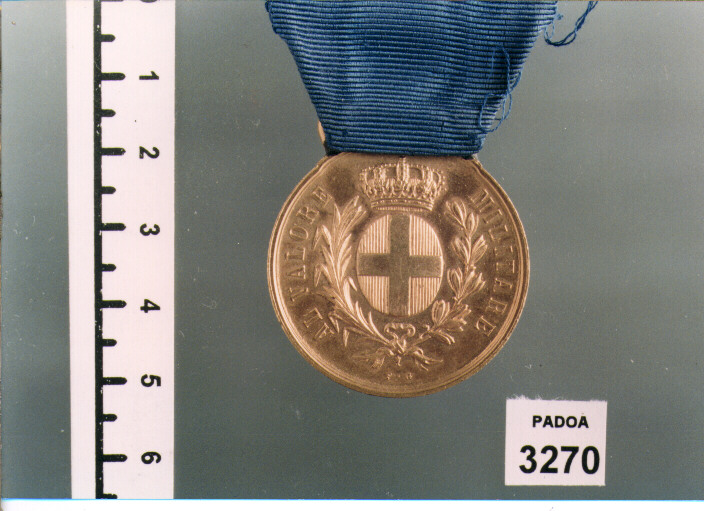 MEDAGLIA AL VALORE MILITARE di F. G (SEC. XIX D.C)