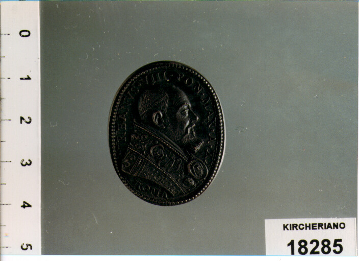 MEDAGLIA OVALE (SEC. XIX D.C)