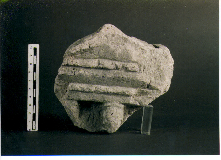 Stele votiva/ frammento