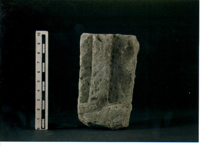 Stele votiva/ frammento