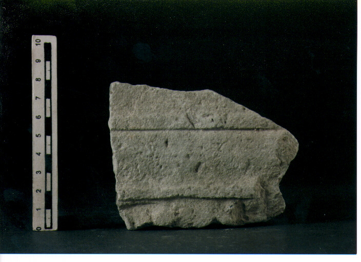 Stele votiva/ frammento