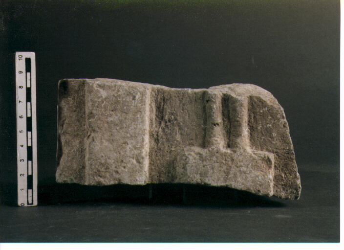 Stele votiva/ frammento