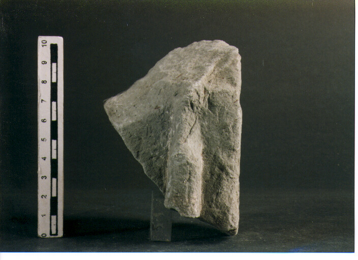 Stele votiva/ frammento