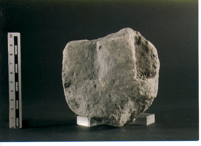 Stele votiva/ frammento
