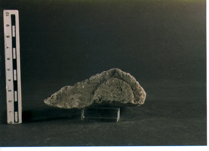 Stele votiva/ frammento