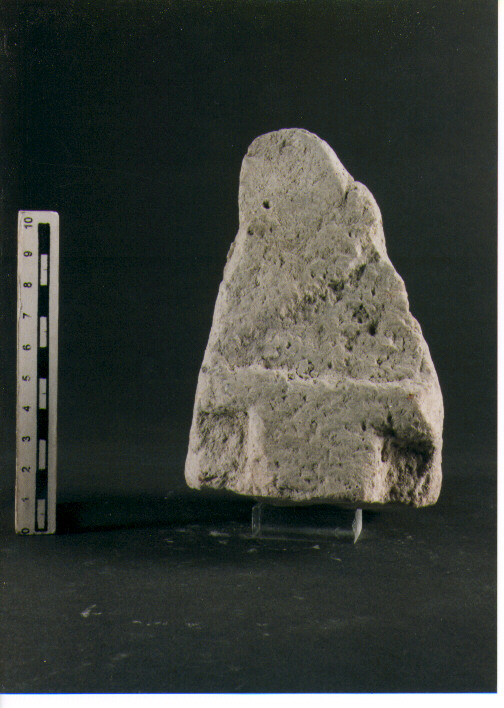 Stele votiva/ frammento