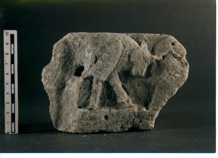 Stele votiva/ frammento