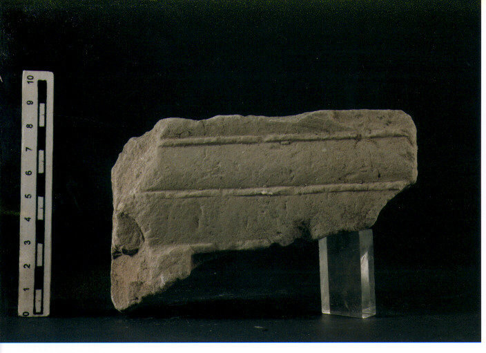 Stele votiva/ frammento