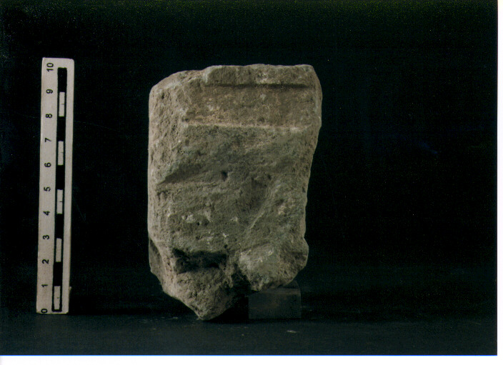Stele votiva/ frammento