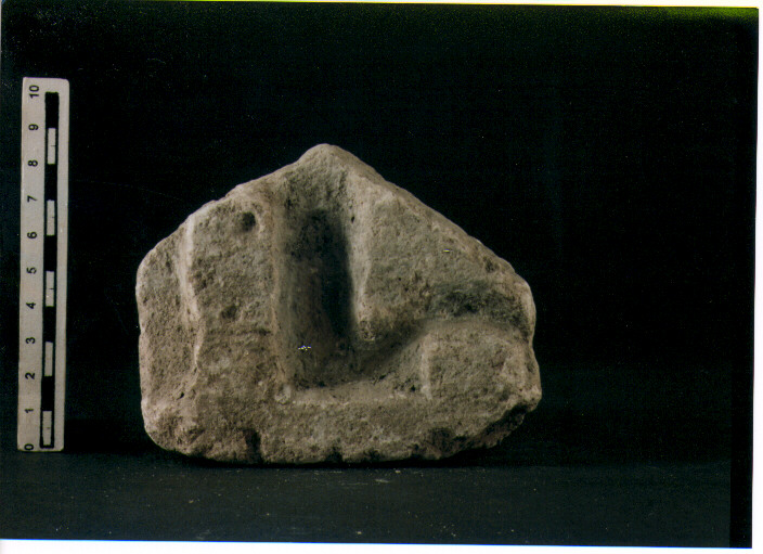 Stele votiva/ frammento