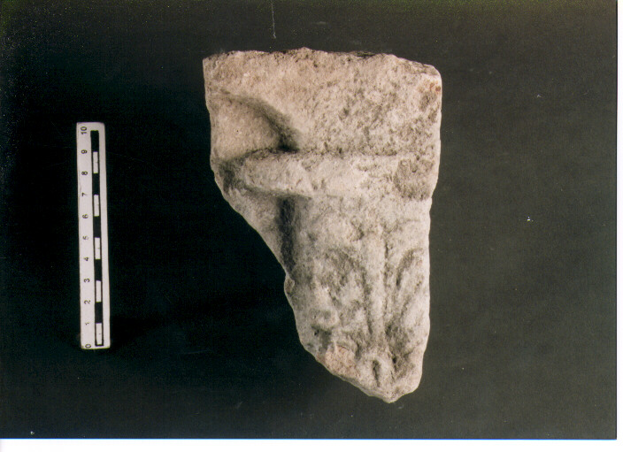 Stele votiva/ frammento