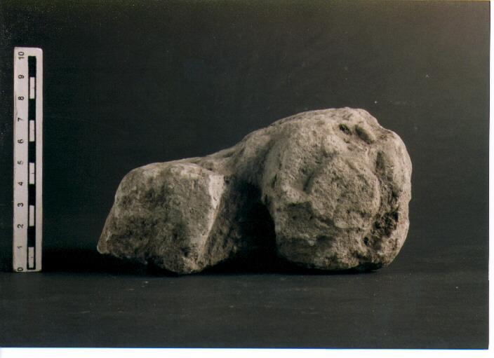 Stele votiva/ frammento