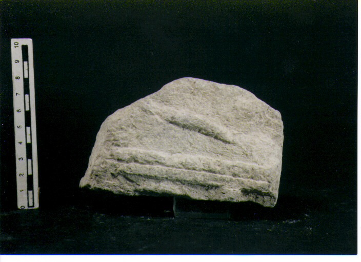 Stele votiva/ frammento