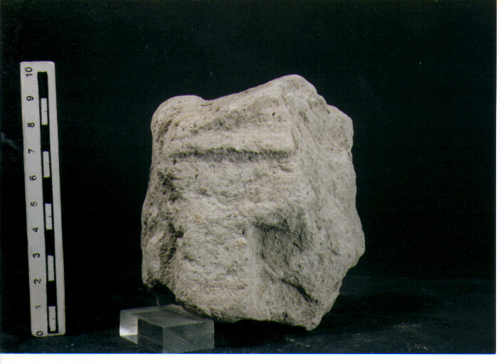 Stele votiva/ frammento