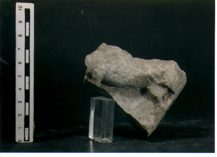 Stele votiva/ frammento