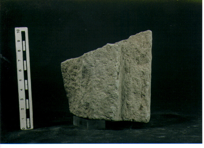 Stele votiva/ frammento