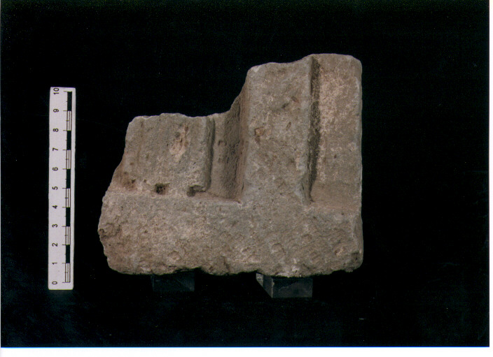 Stele votiva/ frammento
