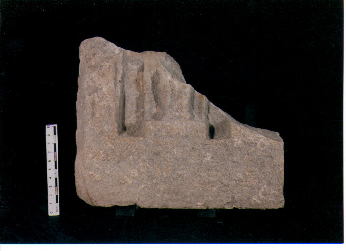 Stele votiva/ frammento