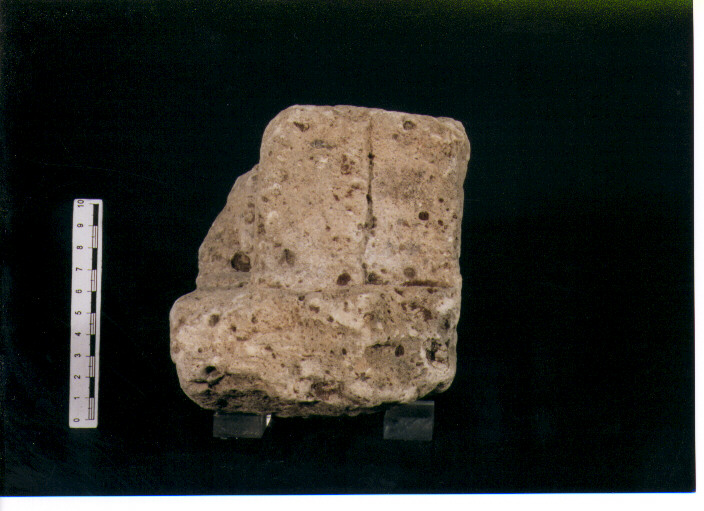 Stele votiva/ frammento