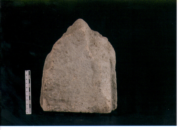Cippo trono