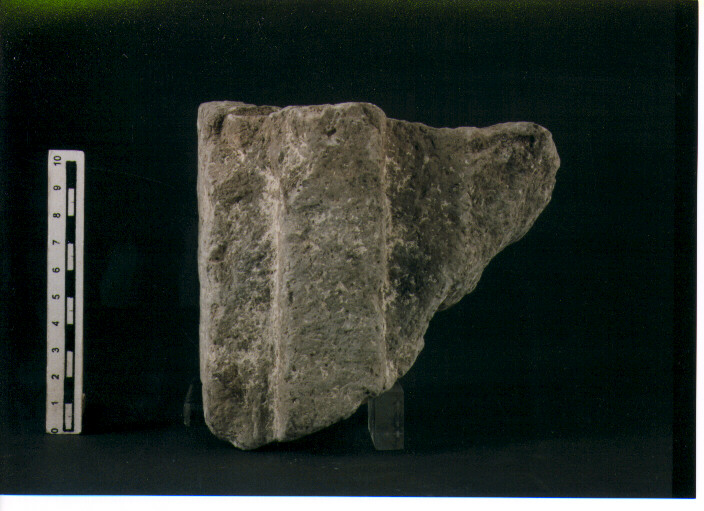 Stele votiva/ frammento