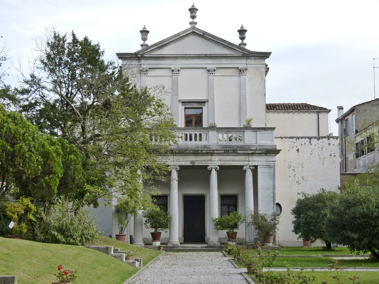 Loggia nel giardino (Palazzo Zenobio) (loggia) - Venezia (VE) 