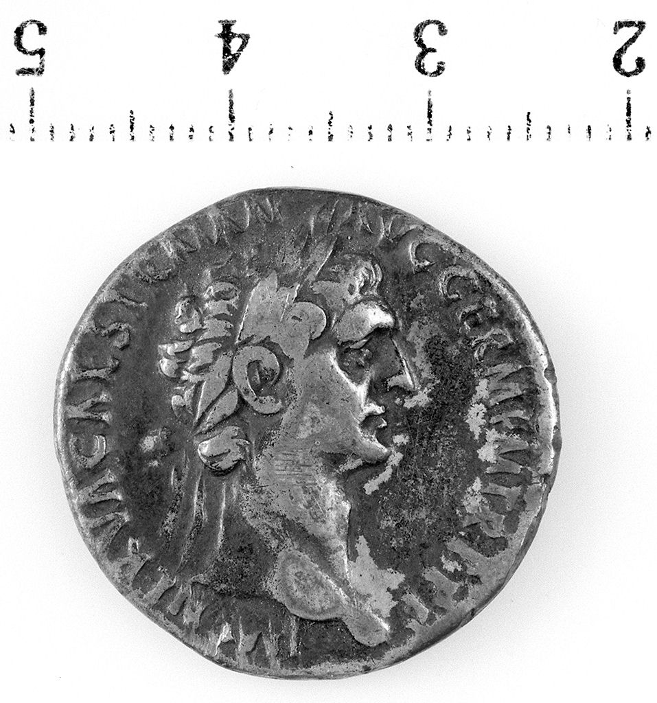 medaglioncino cistoforico (I d. C)