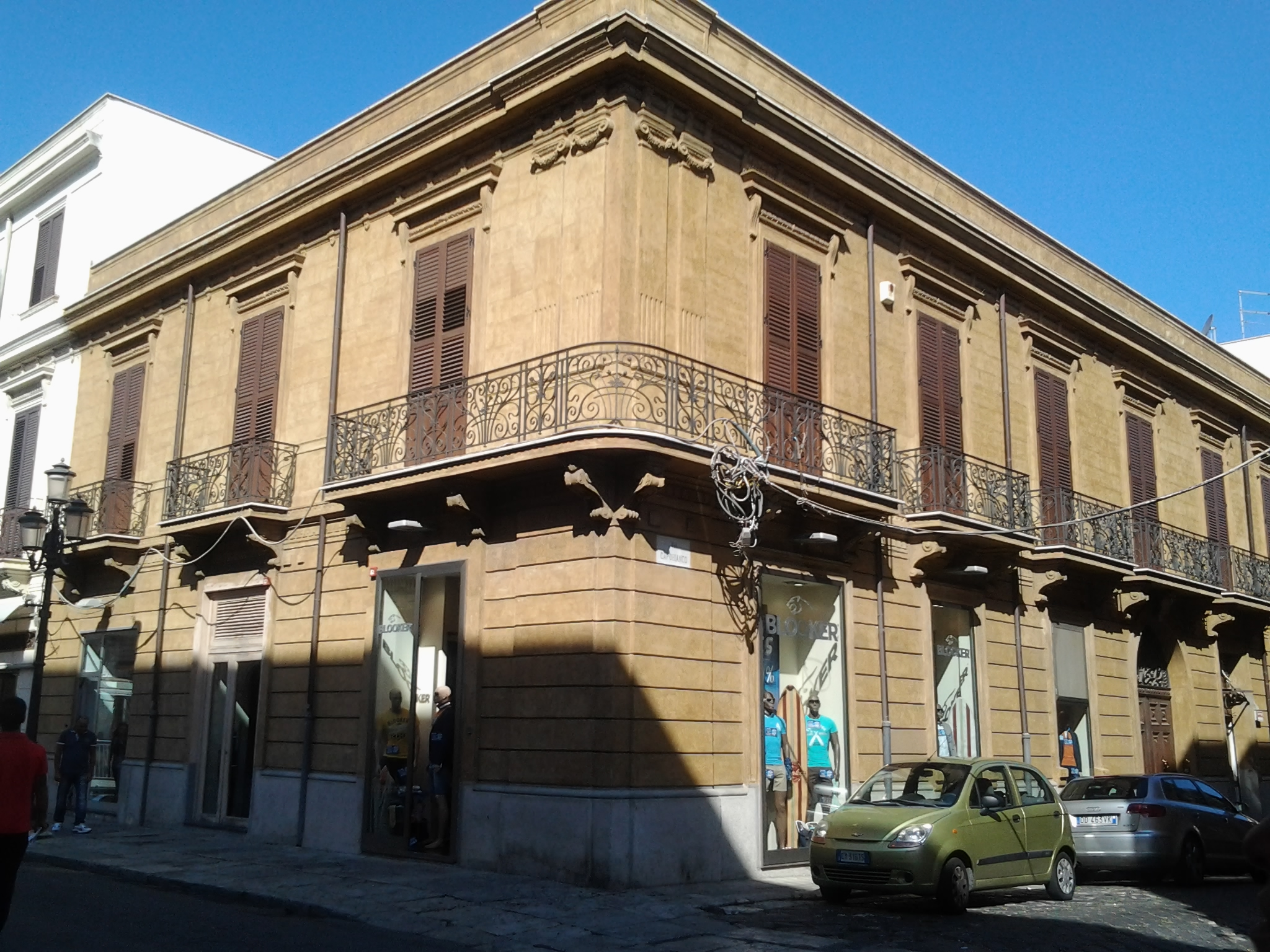 Palazzo Giuffrè (palazzo, privato) - Reggio di Calabria (RC)  (N.R)