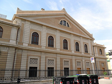 Teatro comunale Francesco Cilea (teatro, comunale) - Reggio di Calabria (RC)  <br>Condizioni d'uso: <a class='link-esterno' href='https://docs.italia.it/italia/icdp/icdp-pnd-circolazione-riuso-docs/it/v1.0-giugno-2022/testo-etichetta-BCS.html' target='_bcs'>Beni Culturali Standard (BCS)</a>
