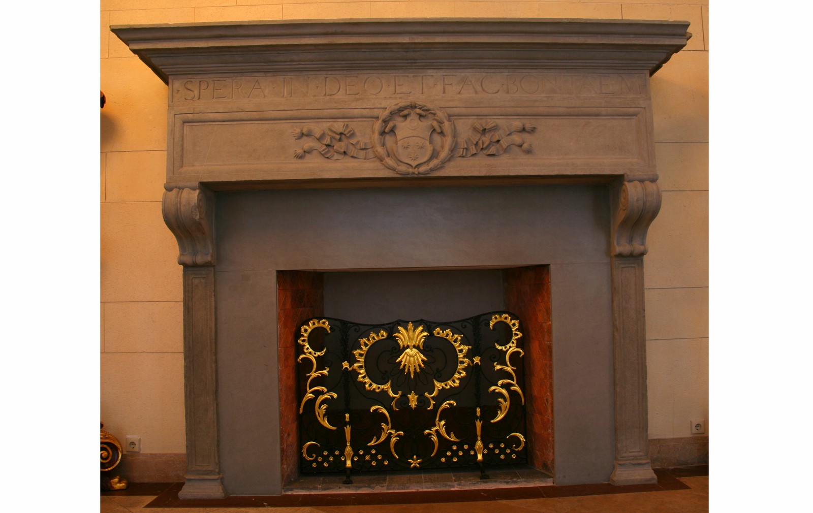 mostra di camino - ambito italiano (sec. XVI)