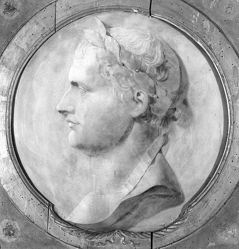 ritratto di Napoleone Bonaparte (rilievo) di Angiolini Giorgio (sec. XIX)