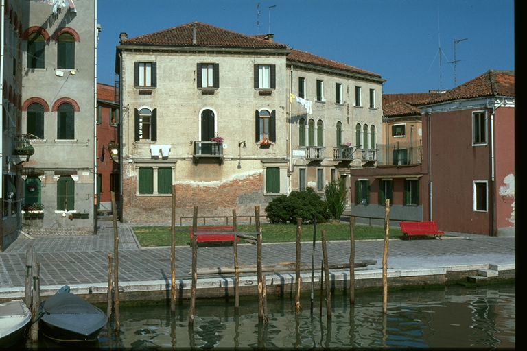 con cortile (casa, in linea) - Venezia (VE) 