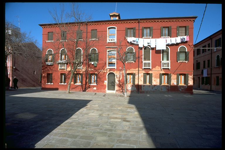 casa a blocco con cortile e annessi (casa, a blocco) - Venezia (VE) 