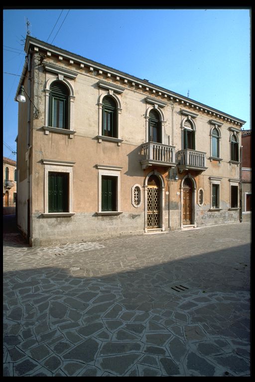 palazzo con corte e annessi (palazzo, privato) - Venezia (VE) 