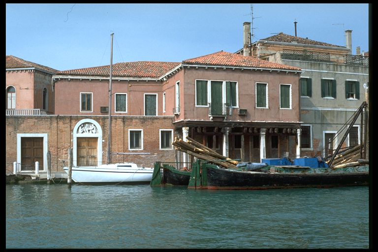 casa in linea con portico (casa, in linea) - Venezia (VE) 