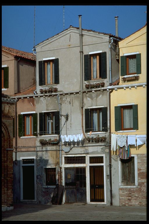 casa in linea con corte (casa, in linea) - Venezia (VE) 