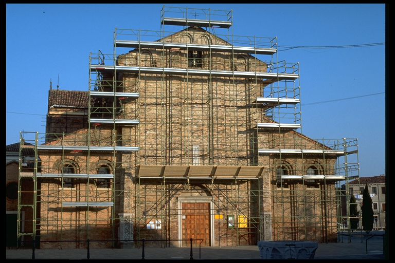 Basilica dei Santi Maria e Donato (basilica) - Venezia (VE)  <br>Condizioni d'uso: <a class='link-esterno' href='https://docs.italia.it/italia/icdp/icdp-pnd-circolazione-riuso-docs/it/v1.0-giugno-2022/testo-etichetta-BCS.html' target='_bcs'>Beni Culturali Standard (BCS)</a>