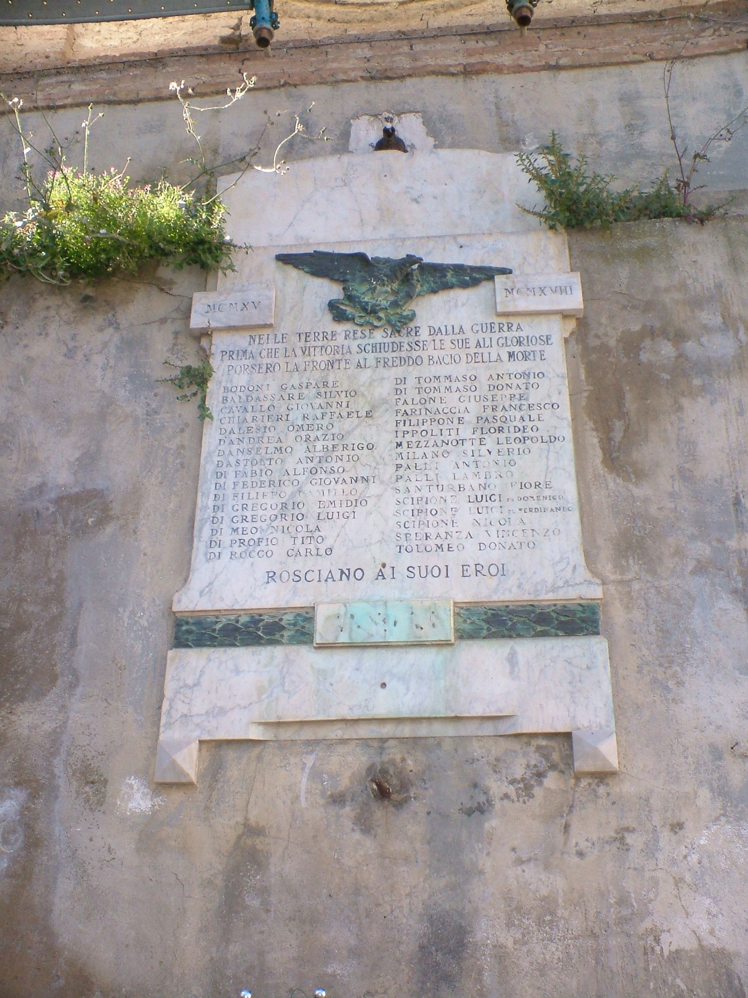 lapide commemorativa ai caduti - ambito abruzzese (prima metà sec. XX)