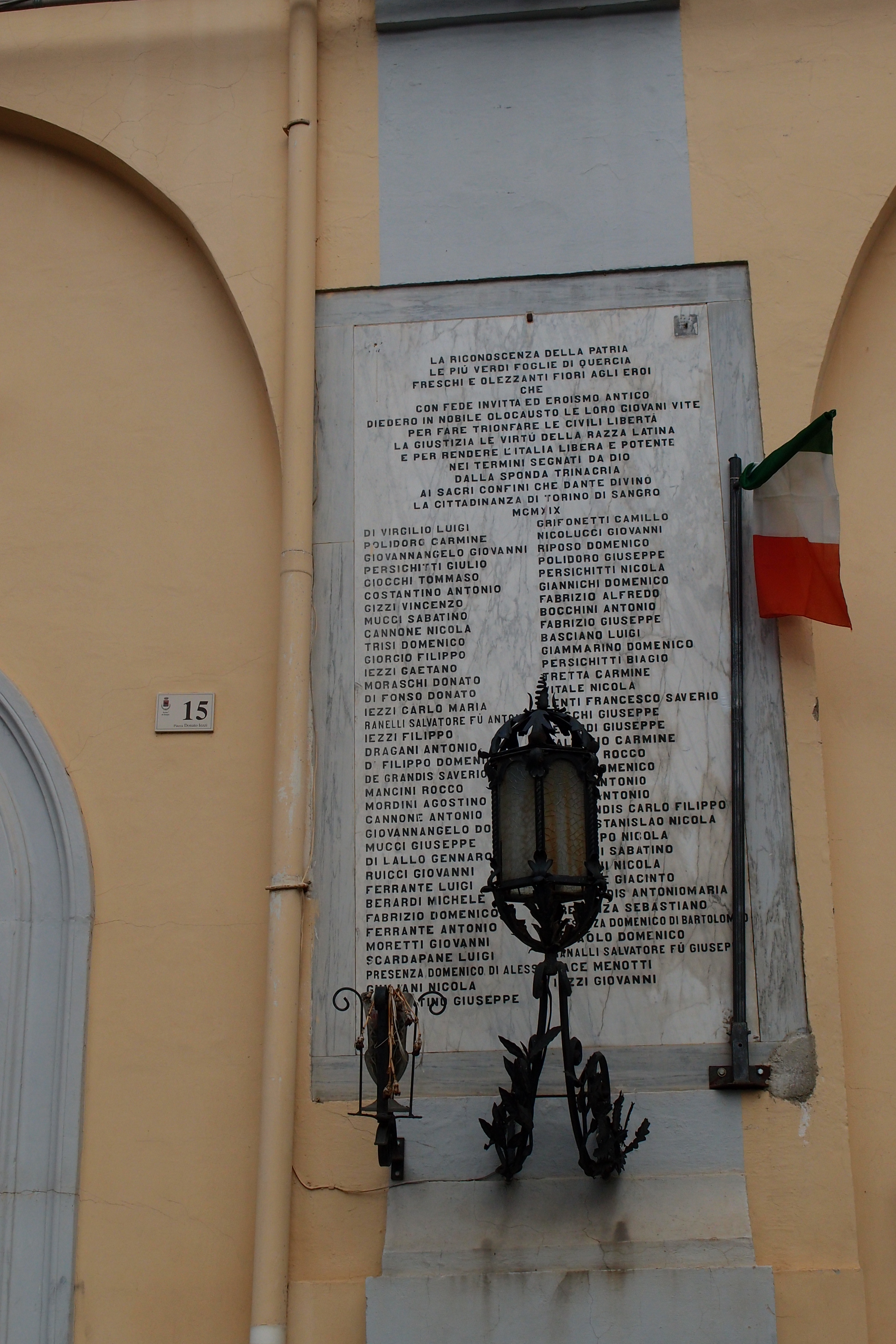 lapide commemorativa ai caduti - ambito abruzzese (sec. XX)