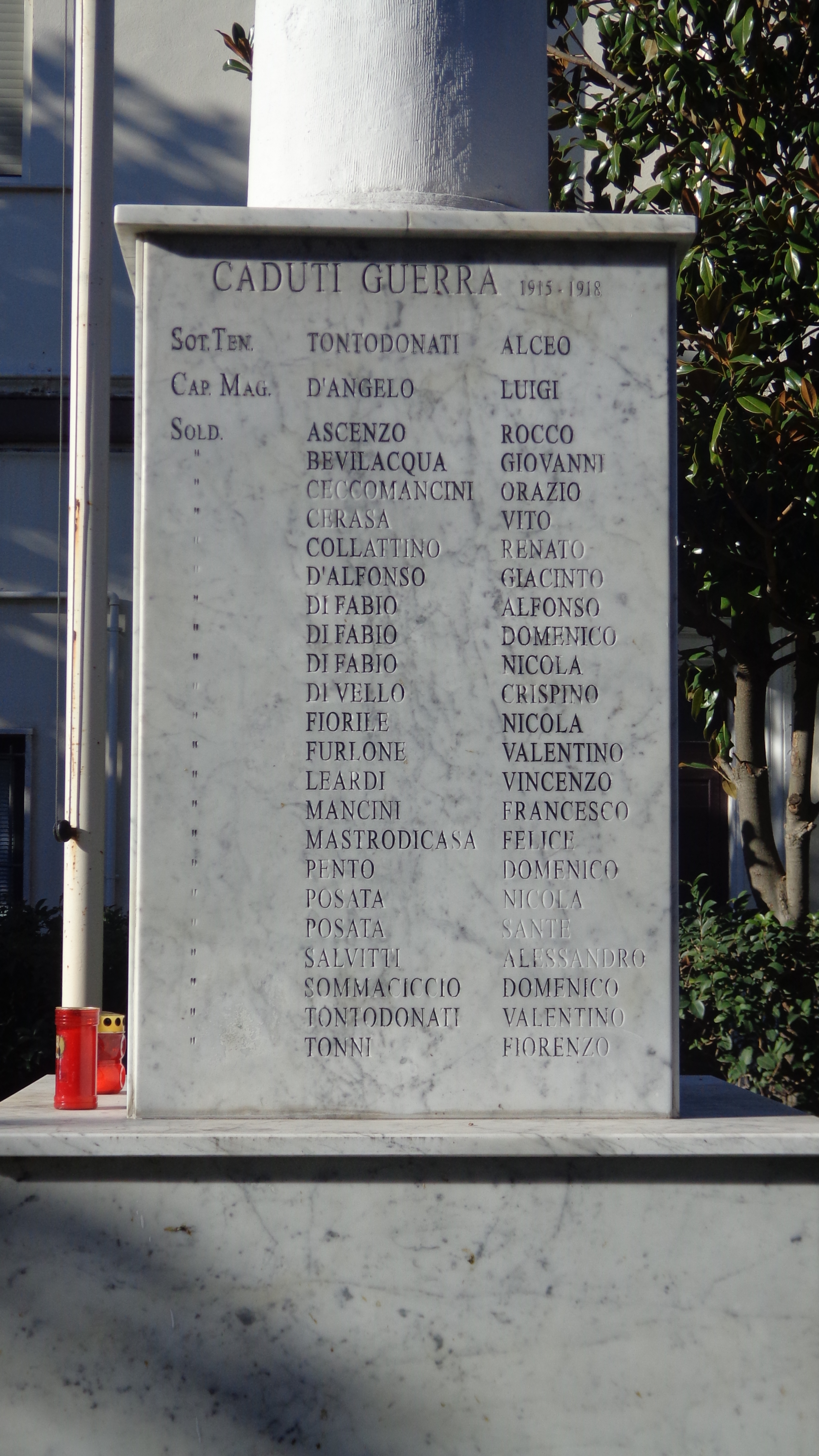 monumento ai caduti - a colonna spezzata - ambito abruzzese (sec. XX)