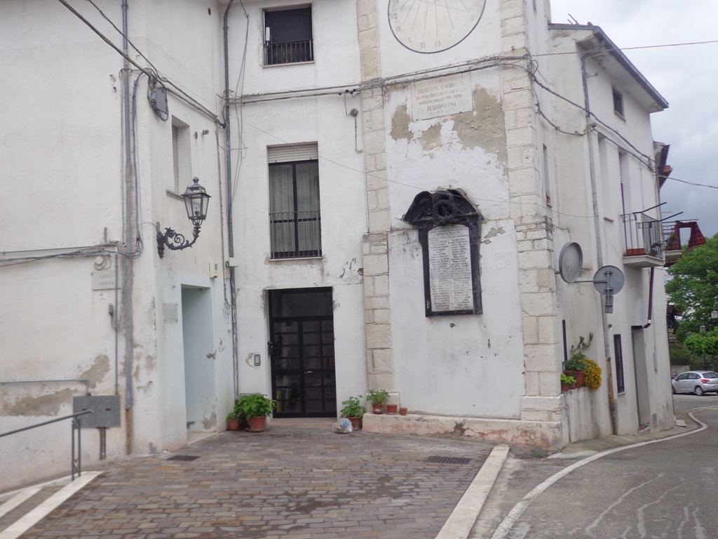 allegoria della vittoria come aquila (monumento ai caduti - a lapide) - ambito abruzzese (sec. XX)