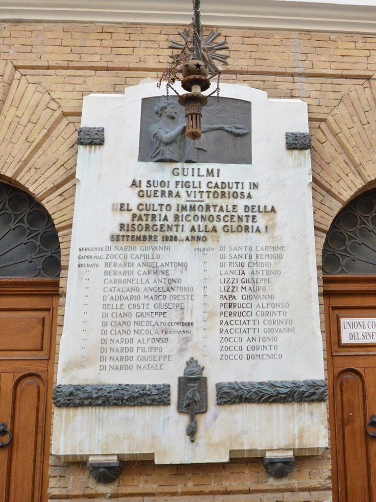 allegoria della Patria (monumento ai caduti - a lapide) di DI DONATO A (sec. XX)