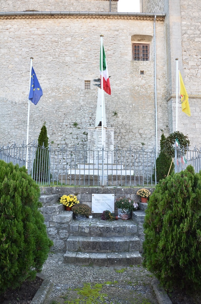 allegoria della vittoria come aquila (monumento ai caduti - ad obelisco) - ambito italiano (sec. XX)