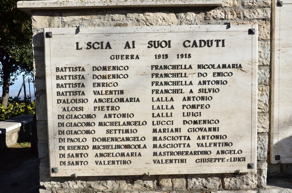 allegoria della vittoria (monumento ai caduti - a basamento) - ambito italiano (sec. XX)