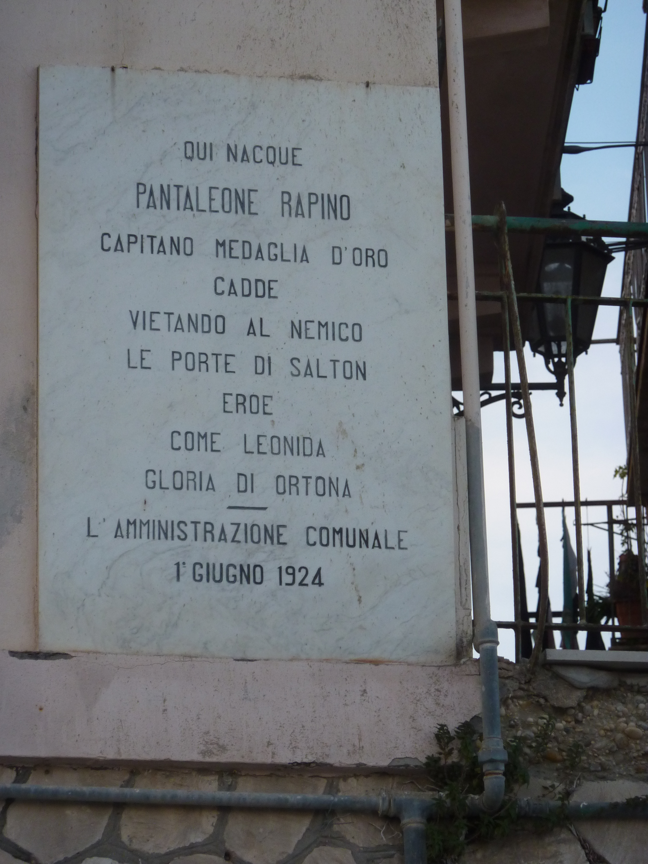 lapide commemorativa ai caduti - ambito abruzzese (sec. XX)