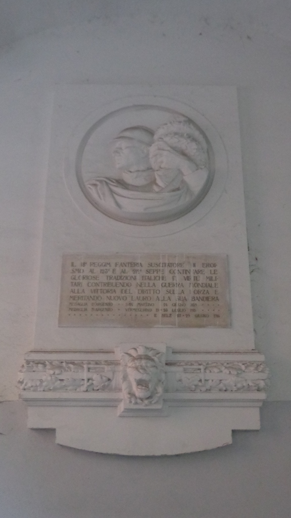 figura di soldato: fante (monumento ai caduti - a lapide) - ambito abruzzese (sec. XX)