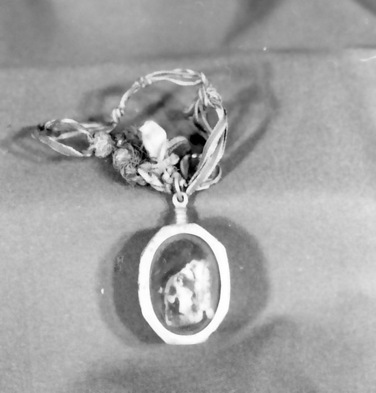 reliquiario a capsula - a medaglione, opera isolata - bottega Italia meridionale (sec. XVIII)