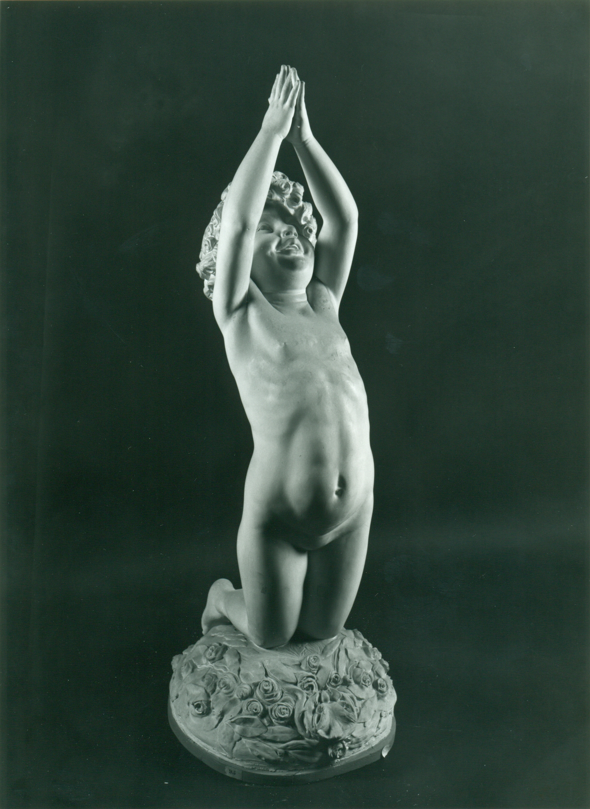 Nudino femminile in preghiera, Figura di bambina (statua, opera isolata) di Hendrik Christian Andersen (prima metà XX)