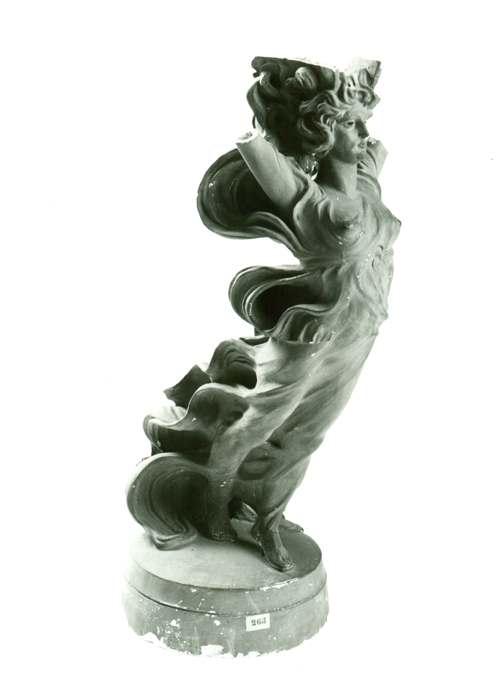 La Vittoria, Figura femminile (statua, opera isolata) di Andersen Hendrik Christian (inizio/ metà XX)
