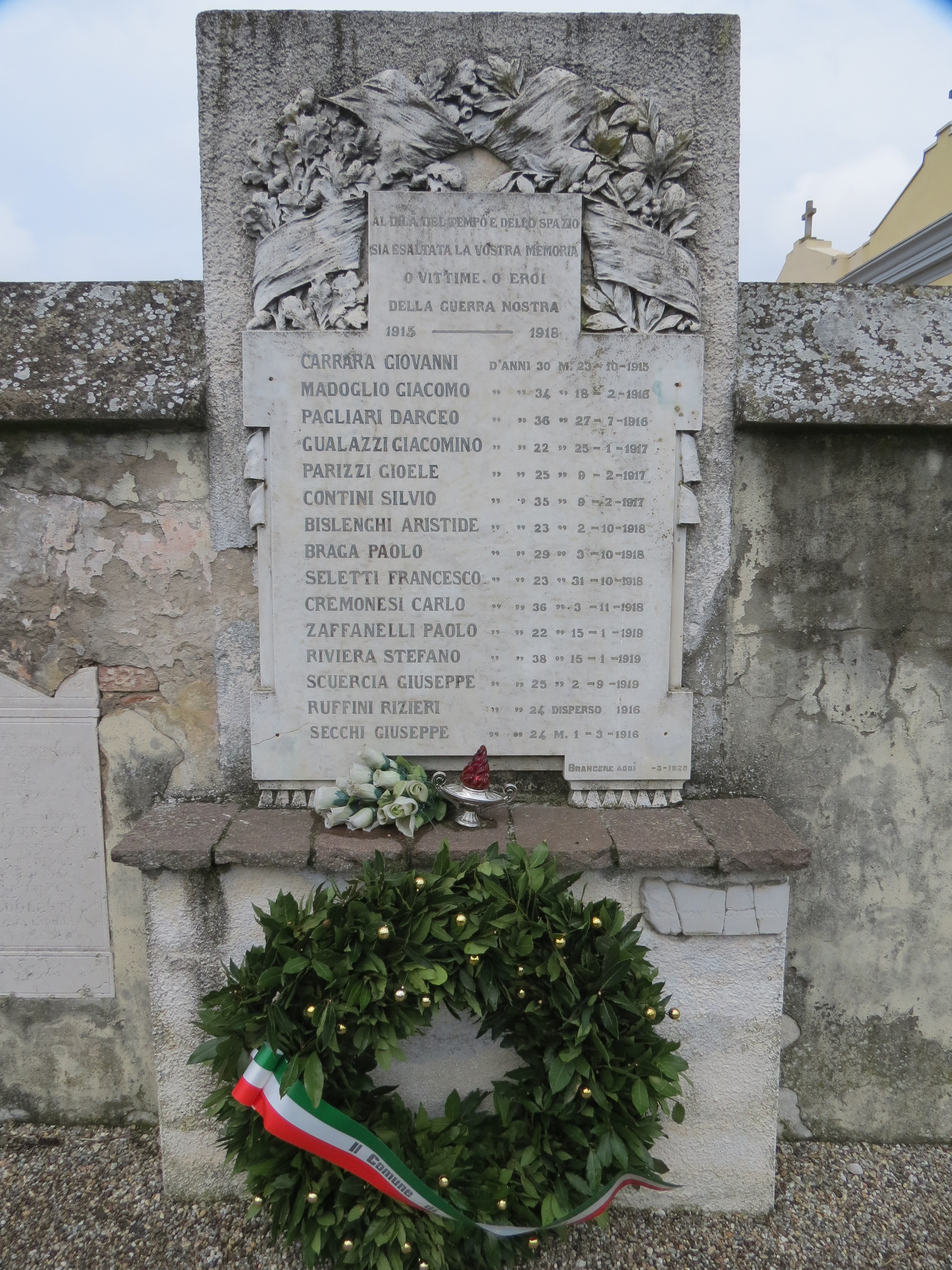 lapide commemorativa ai caduti di Scaglioni e Guaragni (sec. XX)